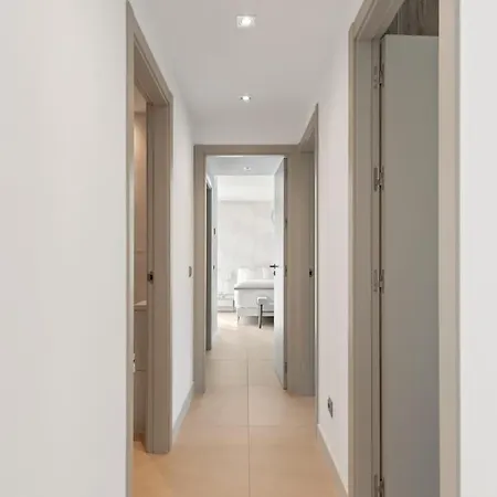 Exclusive Stunning Views, Pool & Golf *