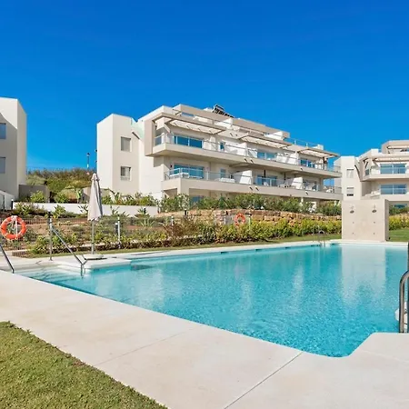 Exclusive Stunning Views, Pool & Golf Málaga